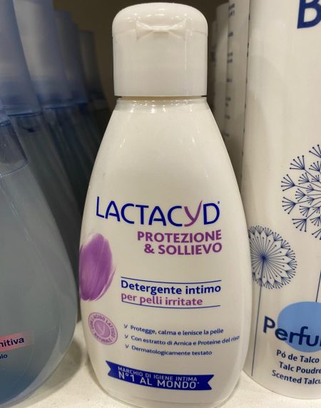 Lactacyd 200ML Protection & Relief - Image 1